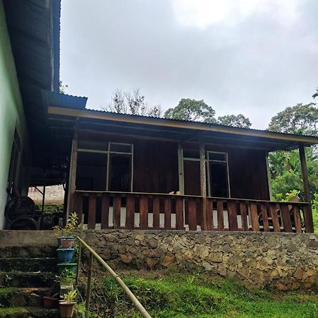Lawi Luja Guest House Kelimutu Esterno foto