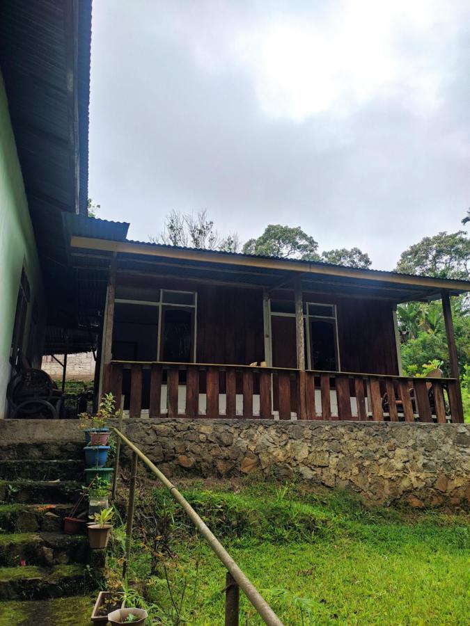 Lawi Luja Guest House Kelimutu Esterno foto
